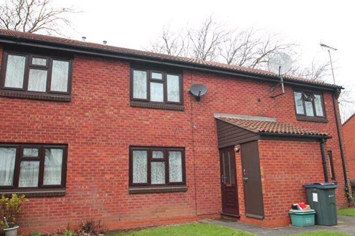 1 Bedroom Maisonette To Rent In Bond Square, Birmingham, B18