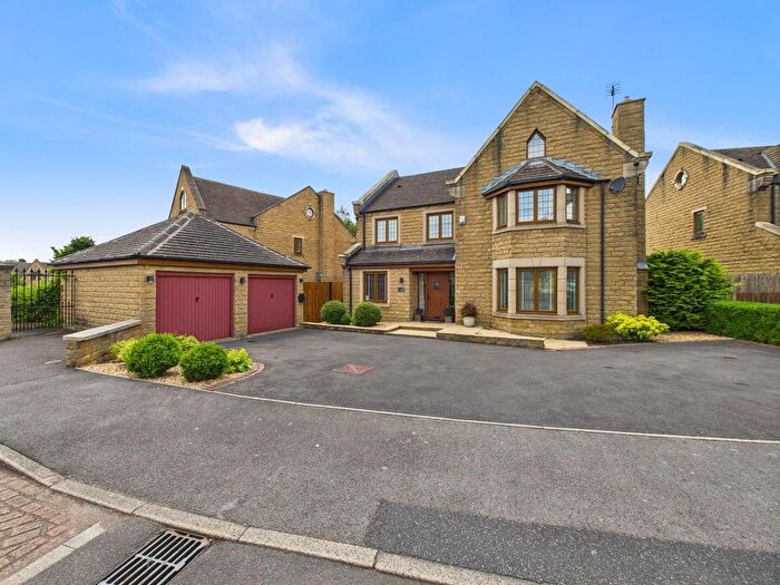 6 Bedroom Detached House For Sale In Westwinds, Ackworth, Pontefract, WF7