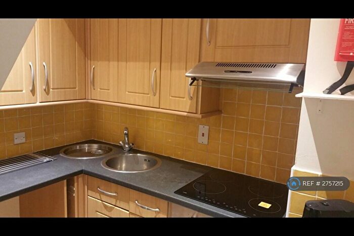 Studio To Rent In Belmont Road, Luton, LU1