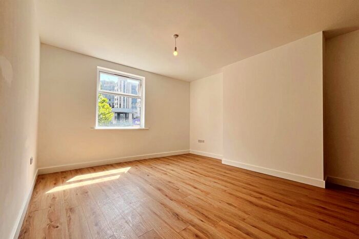 2 Bedroom Flat To Rent In Bournemouth, BH2