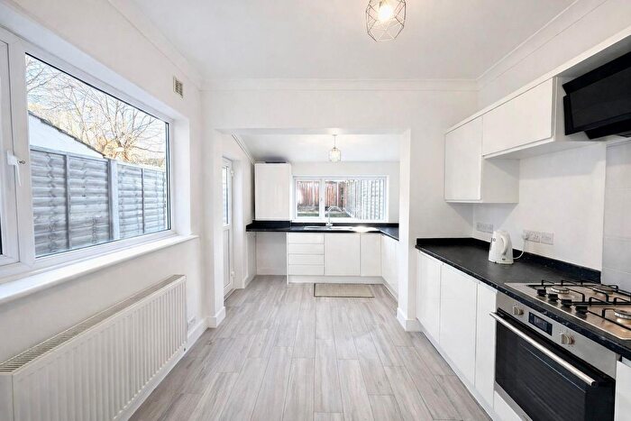 3 Bedroom Terraced House To Rent In Sorrento Road, Sutton, SM1