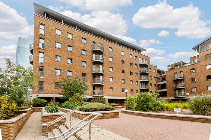 1 Bedroom Flat For Sale In Meridian Place, London, E14