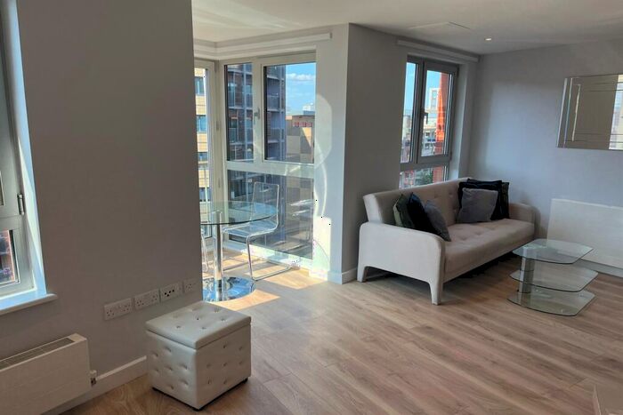 1 Bedroom Flat To Rent In Vizi Development - Energy Rating C, N7