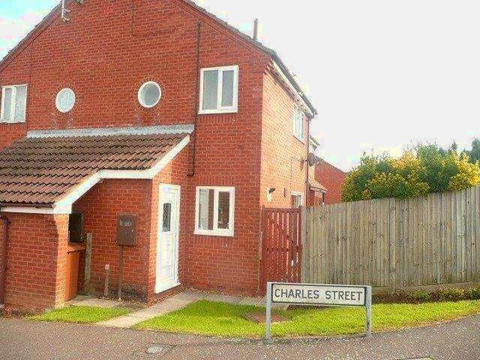 1 Bedroom Semi-Detached House To Rent In Charles Street Wellingborough, NN8