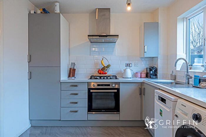 2 Bedroom Semi-Detached House For Sale In Sundew Court, Grays, RM17