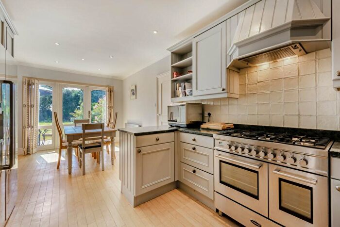 5 Bedroom Detached House For Sale In Gorse Avenue, Kingston Gorse, East Preston, BN16