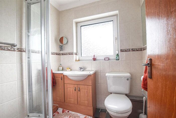 2 Bedroom Detached Bungalow For Sale In Seabourne Road, Bexhill-On-Sea, TN40