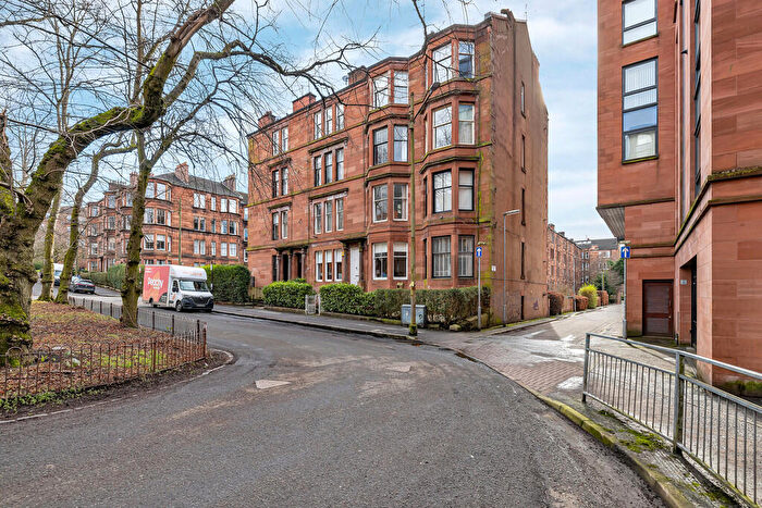 2 Bedroom Flat For Sale In Queensborough Gardens, Hyndland, G12