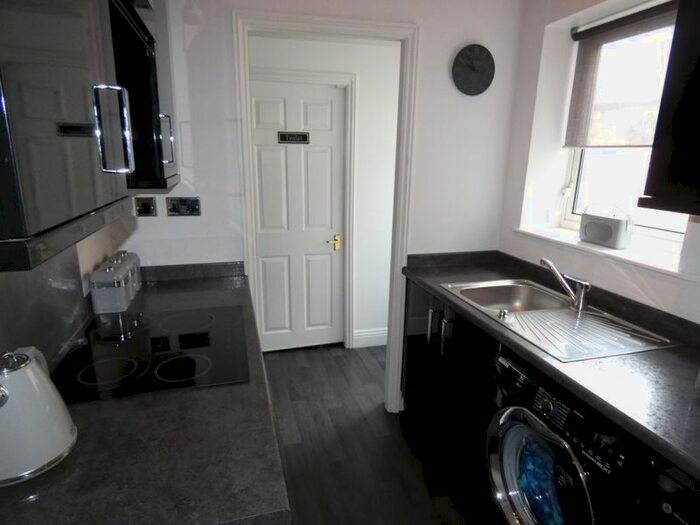 2 Bedroom Terraced House To Rent In Lambton Street, Shildon, DL4