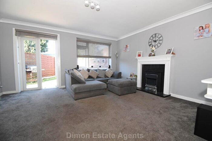 3 Bedroom End Of Terrace House For Sale In Chestnut Walk, Gosport, PO12