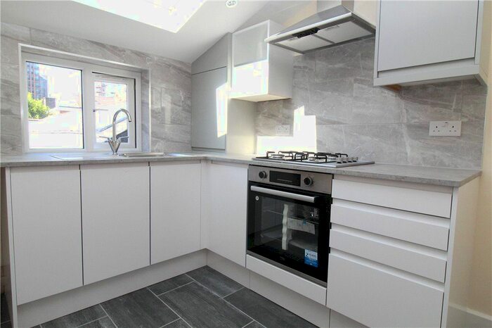 1 Bedroom Flat To Rent In Queen Street, Croydon, CR0