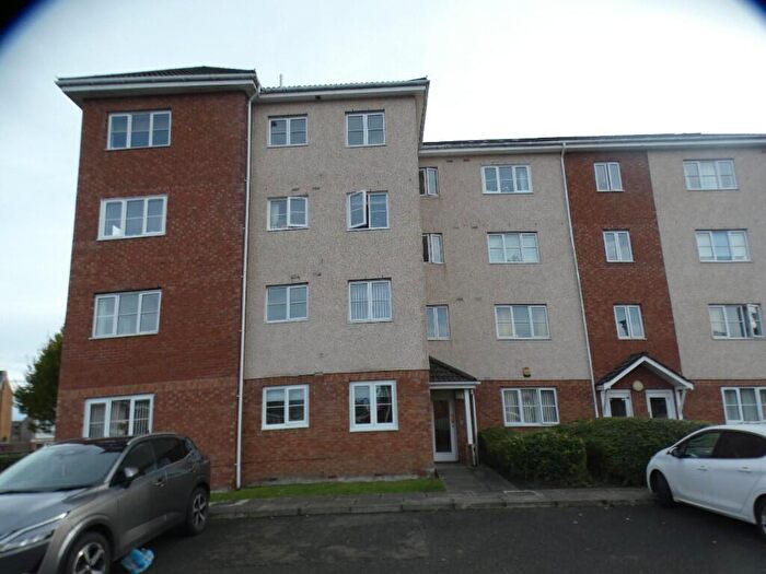 2 Bedroom Flat To Rent In Robertsons Gait, Paisley, Renfrewshire, PA2