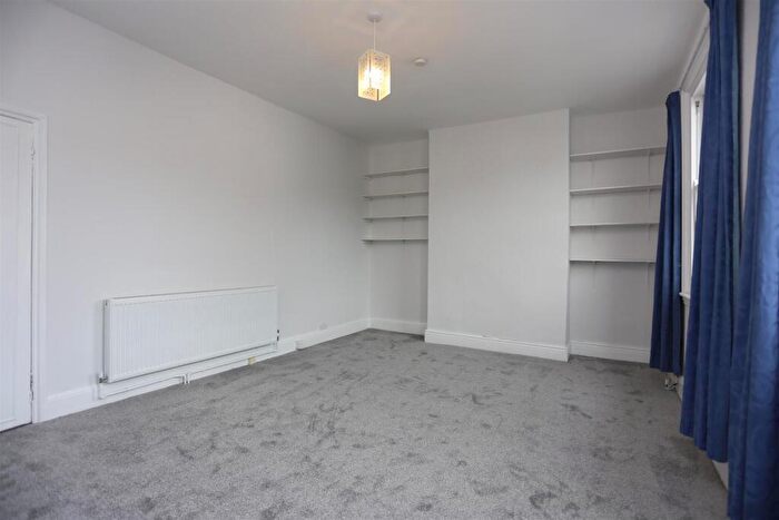 1 Bedroom Flat To Rent In Hova Villas, Hove, BN3