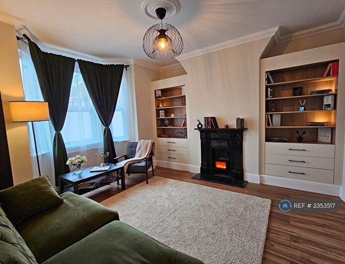 4 Bedroom End Of Terrace House To Rent In Boreham Avenue, London, E16