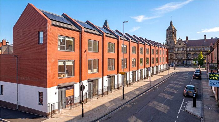 3 Bedroom Town House For Sale In Gills Mews, Wood Street Collection, Wakefield, WF1
