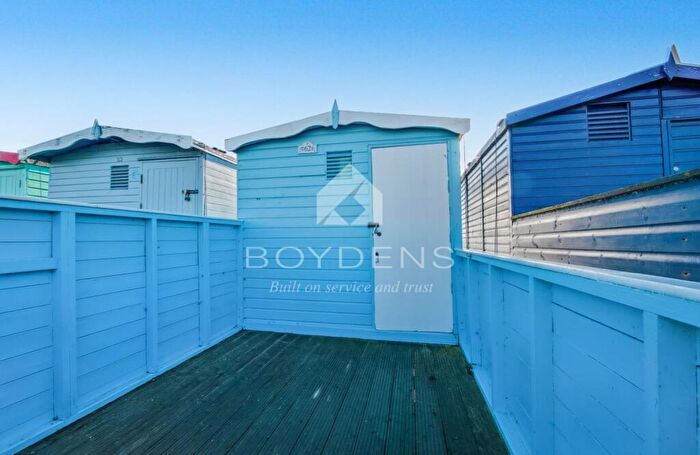 Chalet For Sale In Walings Beach Hut, Frinton On Sea, CO13