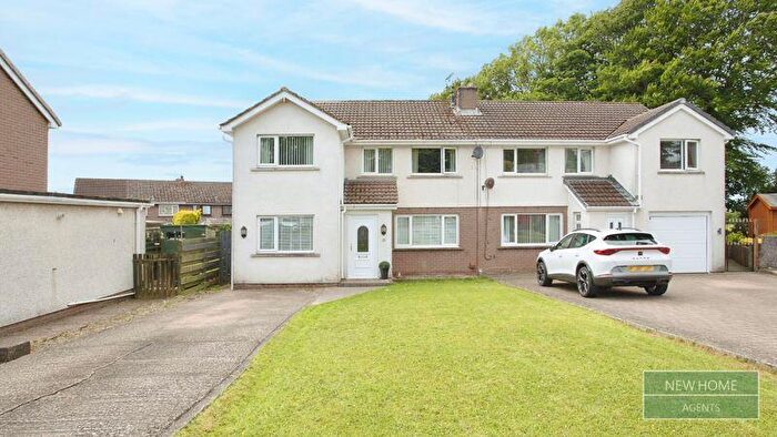 4 Bedroom Semi-Detached House For Sale In Whitestiles, Seaton, Workington, CA14