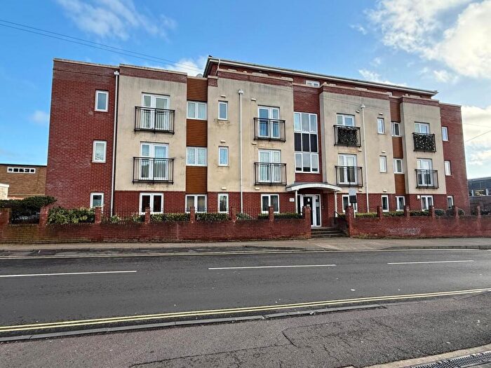 1 Bedroom Flat To Rent In Quay Street Fareham Unfurnished, PO16