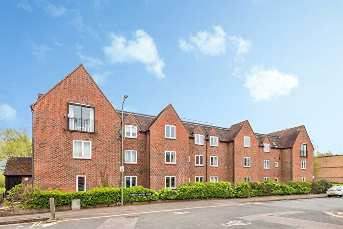1 Bedroom Flat For Sale In Water Eaton Road, Oxford, OX2