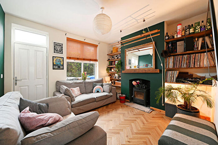 3 Bedroom Terraced House For Sale In Pearson Place, Meersbrook, Sheffield, S8