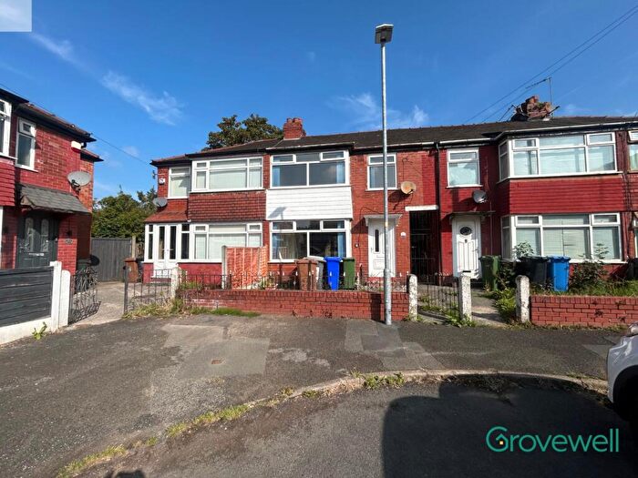 2 Bedroom Semi-Detached House To Rent In Tree Avenue, Droylsden, Manchester, M43