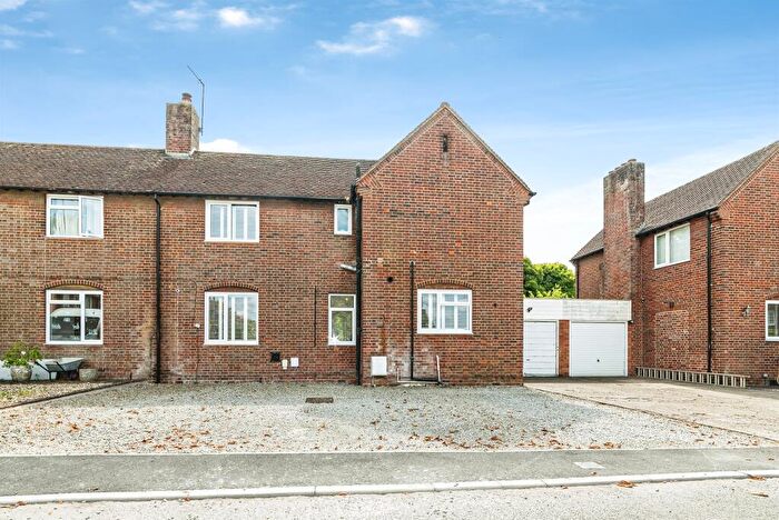 3 Bedroom Semi-Detached House For Sale In North Drive, Harwell, Didcot, OX11