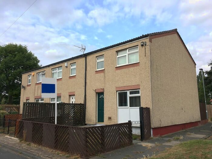 3 Bedroom Terraced House To Rent In Middleton Way, Leeds, LS10