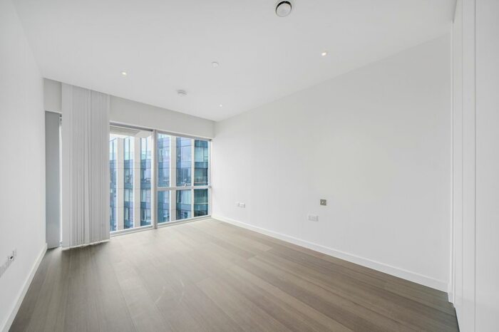 1 Bedroom Flat To Rent In No Upper Riverside, Cutter Lane, Greenwich, London, SE10