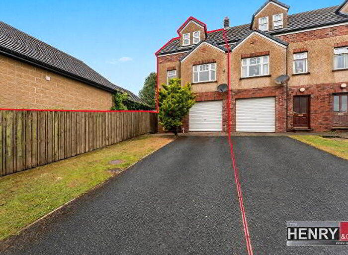 2 Bedroom End TownHouse For Sale In Cherrytree Court, Dungannon, BT71