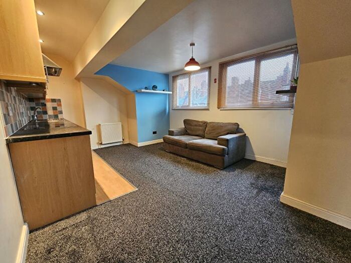 1 Bedroom Flat To Rent In Laurel Grove, Armley, LS12