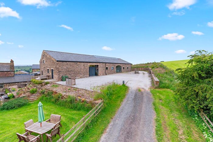 6 Bedroom Barn Conversion For Sale In Goose Lane, Hawksworth, LS20
