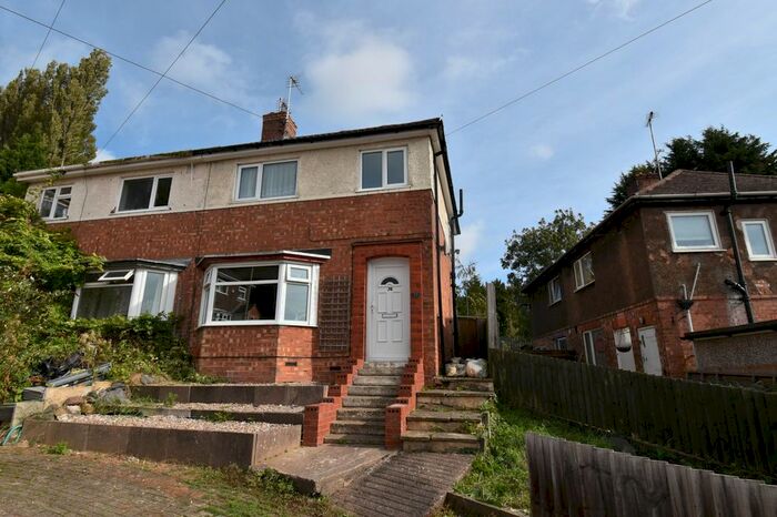 3 Bedroom Semi-Detached House To Rent In Astill Drive, Leicester, LE4