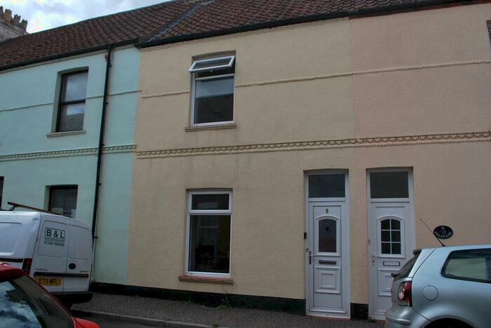 3 Bedroom Terraced House To Rent In Clinton Square, Exmouth, EX8