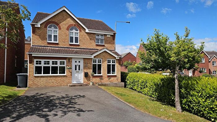 4 Bedroom Detached House For Sale In Kestrel Drive, Bingham, NG13