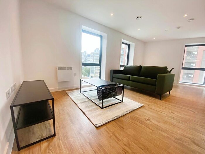 1 Bedroom Apartment To Rent In Phoenix, Saxton Lane, Leeds, LS9