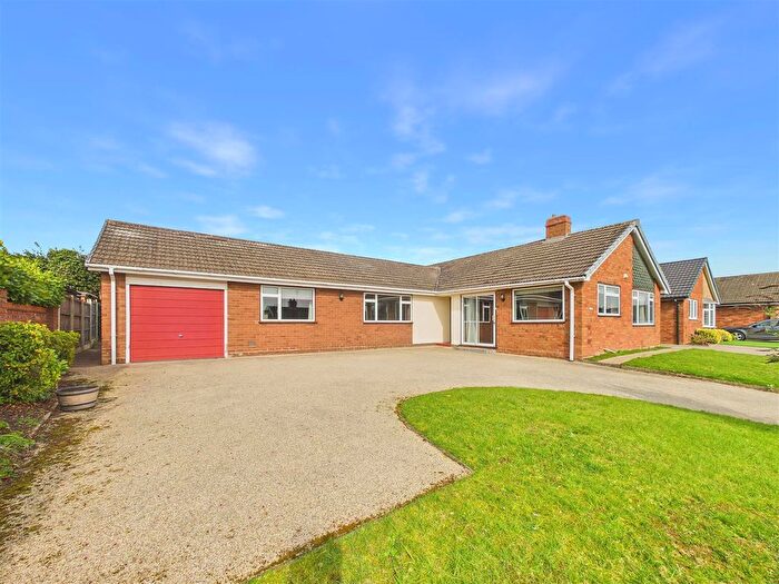 3 Bedroom Detached House For Sale In Mavesyn Close, Hill Ridware, Rugeley, WS15