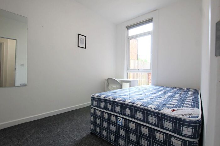 1 Bedroom Property To Rent In Tredworth Road, Gloucester, GL1