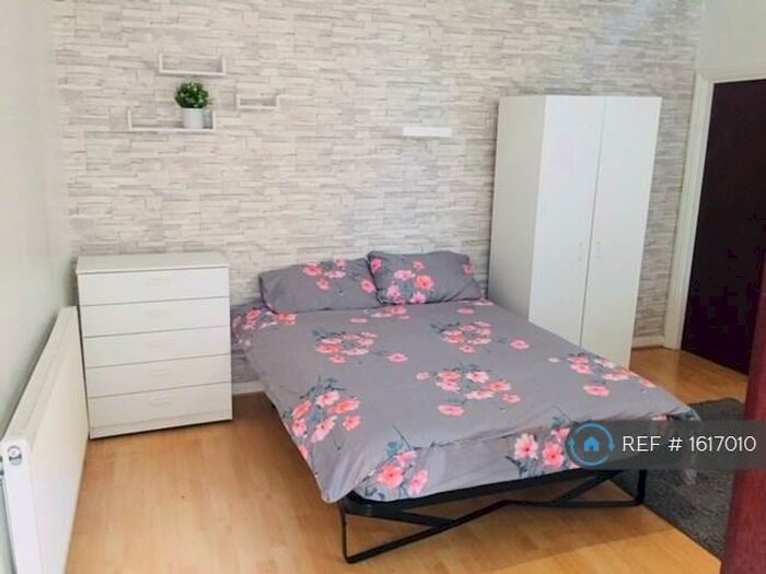 Studio To Rent In Philip Lane, London, N15