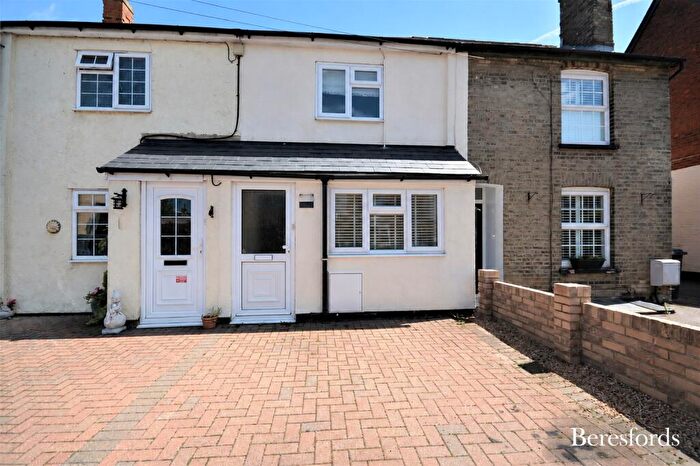 2 Bedroom Terraced House To Rent In Railway Street, CM7