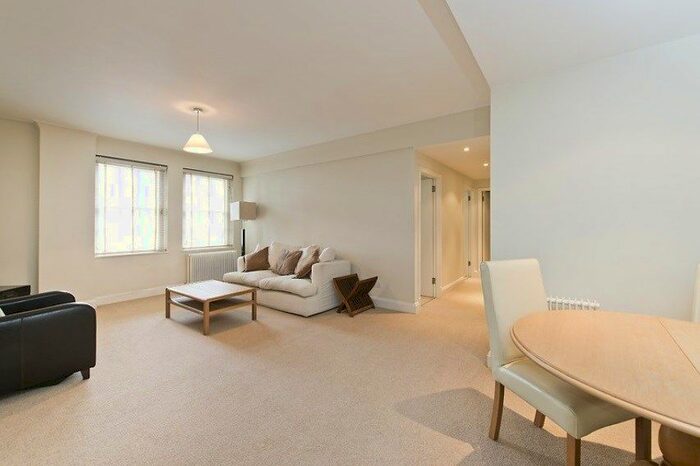 2 Bedroom Flat To Rent In Fulham Road, South Kensington, London, SW3