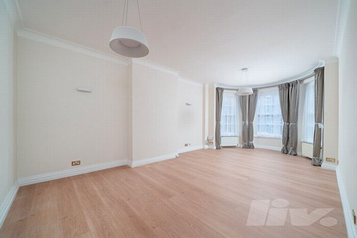 3 Bedroom Flat To Rent In South Lodge, Circus Road, St John's Wood, NW8