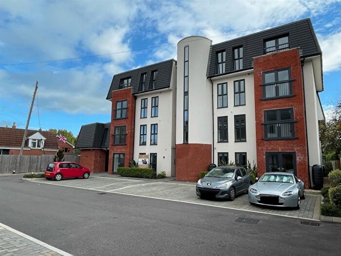 1 Bedroom Flat To Rent In Victoria Street, Burnham-On-Sea, TA8