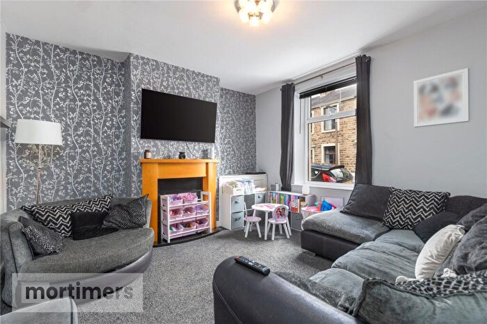 3 Bedroom Terraced House For Sale In Curzon Street, Clitheroe, Lancashire, BB7