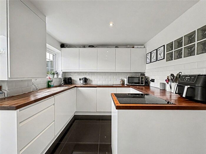 4 Bedroom Terraced House For Sale In Warlingham Close, Rainham, Kent, ME8