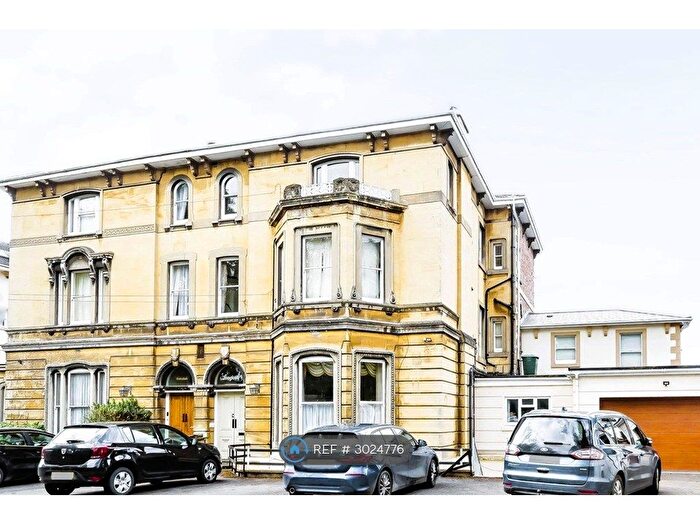 3 Bedroom Flat To Rent In Pittville Circus Road, Cheltenham, GL52