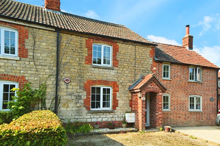 2 Bedroom Cottage For Sale In Hill View, Studley, Calne, SN11