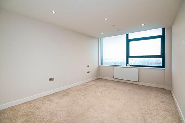 1 Bedroom Flat To Rent In Staines Road West, Sunbury-On-Thames, TW16