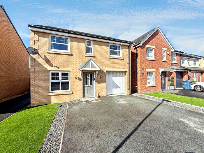 4 Bedroom Detached House For Sale In Bowater Close, Houghton Le Spring, Tyne And Wear, DH4