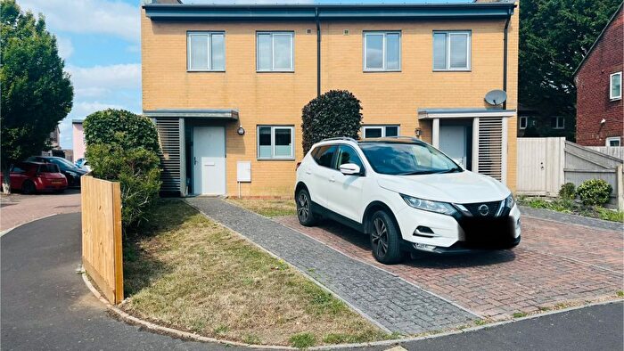 2 Bedroom Semi-Detached House For Sale In Sunnyside View, Bath, BA2