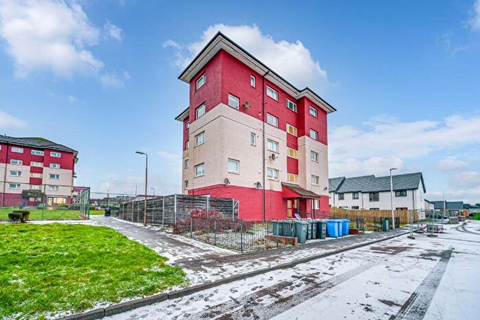 3 Bedroom Flat For Sale In , Deans South, Livingston, EH54